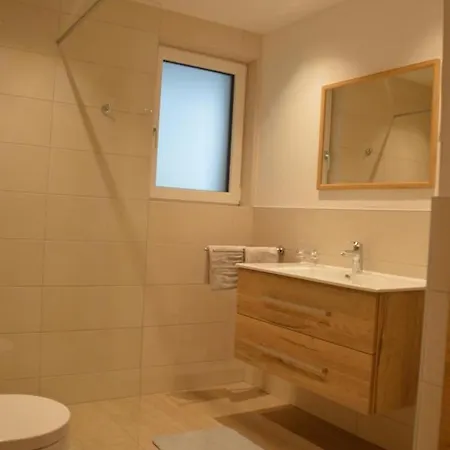 Bergsonne Apartment *